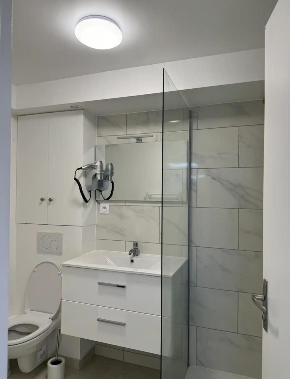 Parisian Spacious 70m2 Flat Near Eiffel Tower Apartment