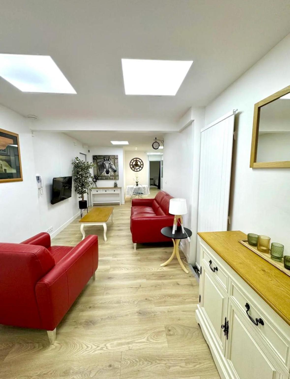 Parisian Spacious 70m2 Flat Near Eiffel Tower Apartment *