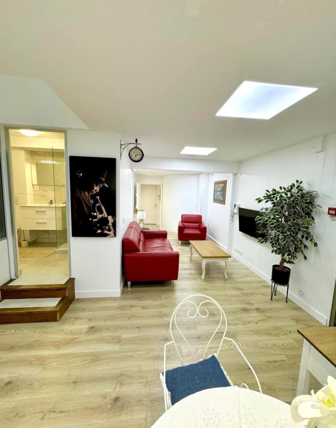 Appartement Parisian Spacious 70m2 Flat Near Eiffel Tower *